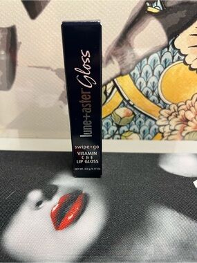 NEW 💄 Lune+Aster Swipe+Go Vitamin C&E Lip Gloss- Innovator